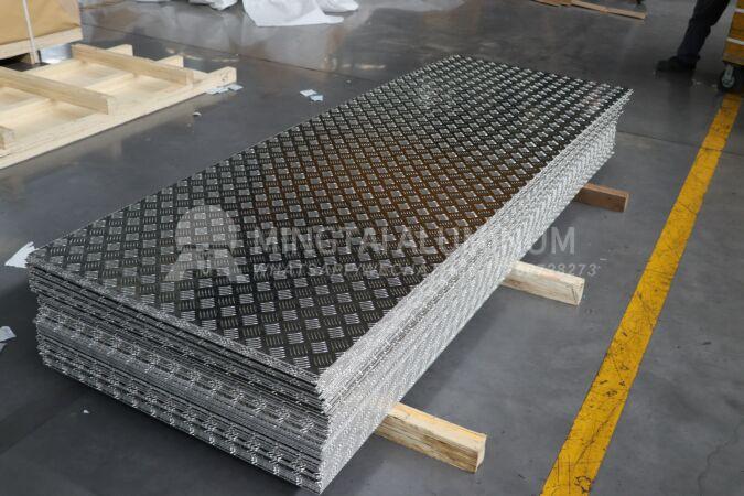 Placa de Tránsito de Aluminio Columbia 1100H14 IMG_7212